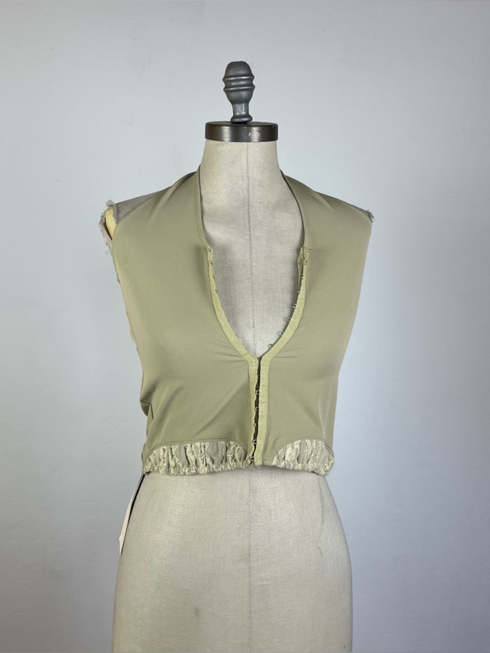 Urban Outfitters x Zemeta Hook Crochet Crop Top